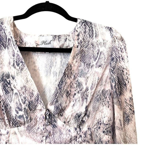 PLUSH Snake Print Satin Blouse Sz S - Picture 2 of 3